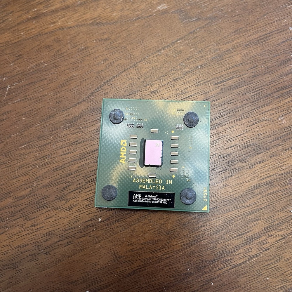 AMD ATHLON XP 2600+ AXDA2600DKV3D AIUHB